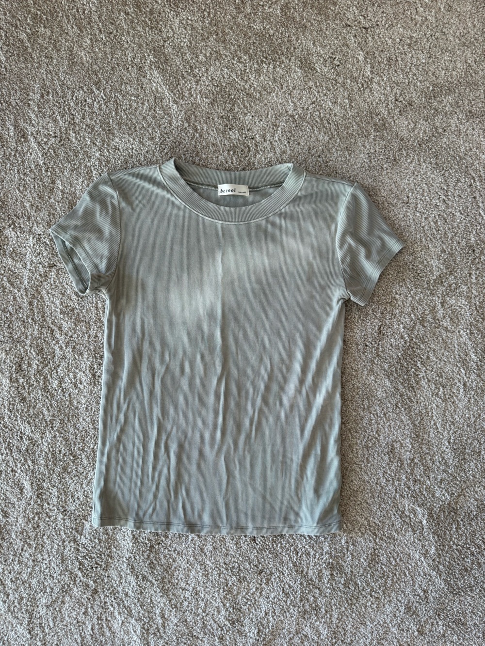 be cool ribbed crew neck tee in light sage